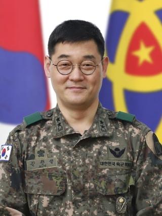 Specially Appointed Professor Cheon-Seok Kim of the Department of Advanced Defense Technology and Industry Appointed Director of the Defense Rapid Acquisition Technology Institute 게시글 썸네일